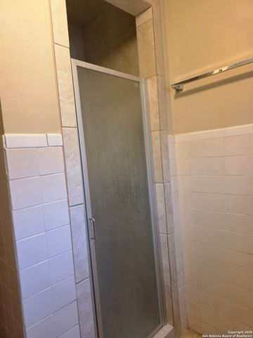 3627 W Poplar, San Antonio, TX 78228