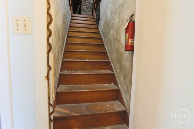 211 E 63rd Street, Savannah, GA 31405