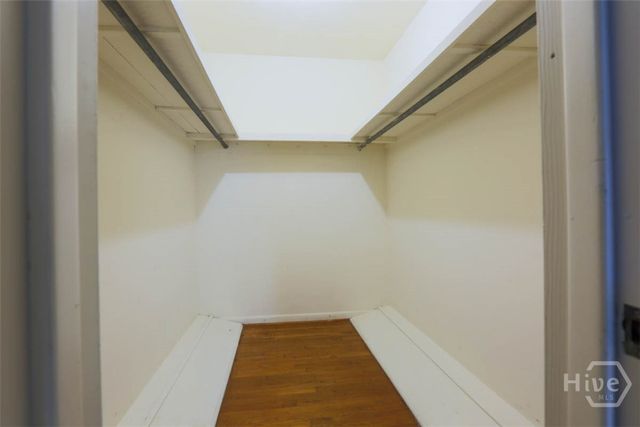 211 E 63rd Street, Savannah, GA 31405