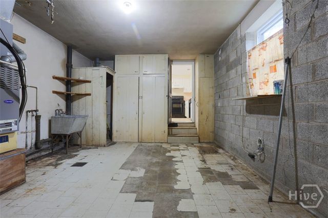 211 E 63rd Street, Savannah, GA 31405