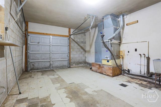 211 E 63rd Street, Savannah, GA 31405