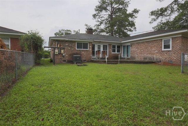 211 E 63rd Street, Savannah, GA 31405