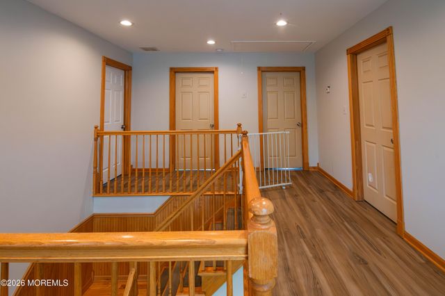 8 West Avenue, Old Bridge, NJ 08857