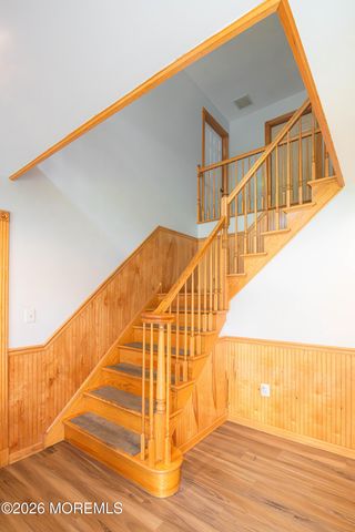 8 West Avenue, Old Bridge, NJ 08857