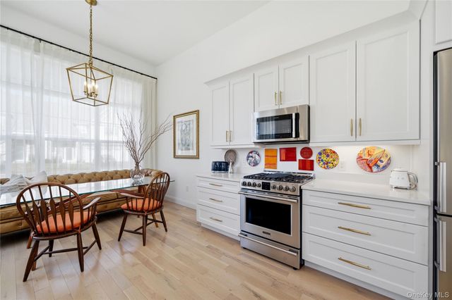 214 Belmont Circle, Yaphank, NY 11980