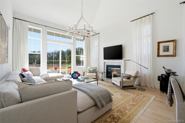 214 Belmont Circle, Yaphank, NY 11980