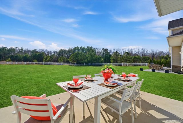 214 Belmont Circle, Yaphank, NY 11980