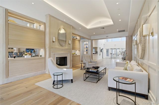 214 Belmont Circle, Yaphank, NY 11980