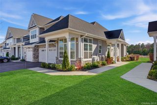 214 Belmont Circle, Yaphank, NY 11980