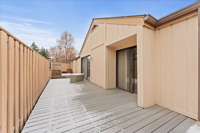 8051 Timbertree Way, West Chester, OH 45069