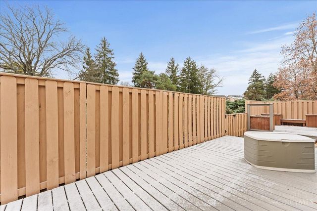 8051 Timbertree Way, West Chester, OH 45069