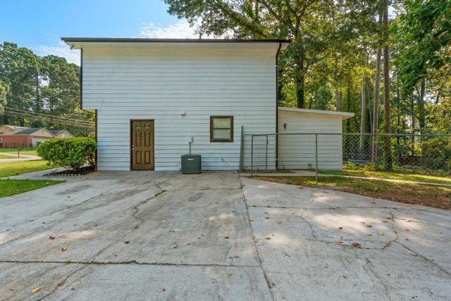 5354 Kemper Place, Stone Mountain, GA 30088