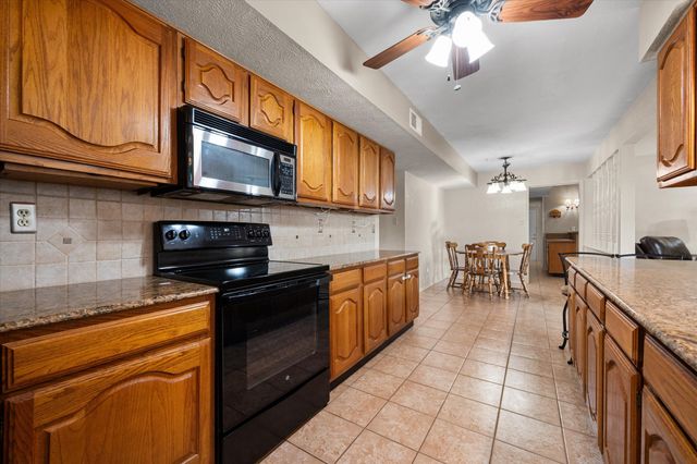 6601 Longleaf Lane, Fort Worth, TX 76137