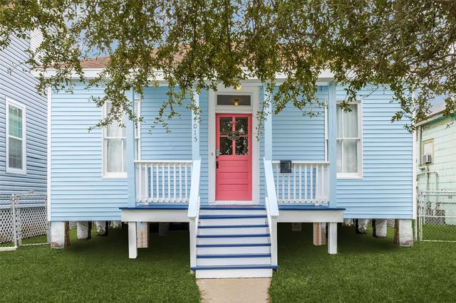 4015 Avenue O, Galveston, TX 77550