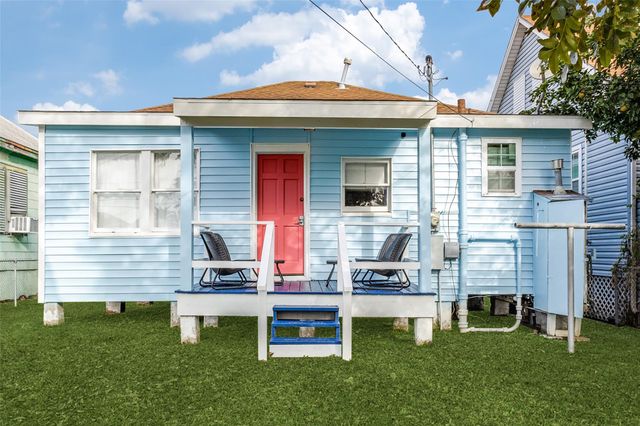 4015 Avenue O, Galveston, TX 77550