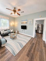 4015 Avenue O, Galveston, TX 77550