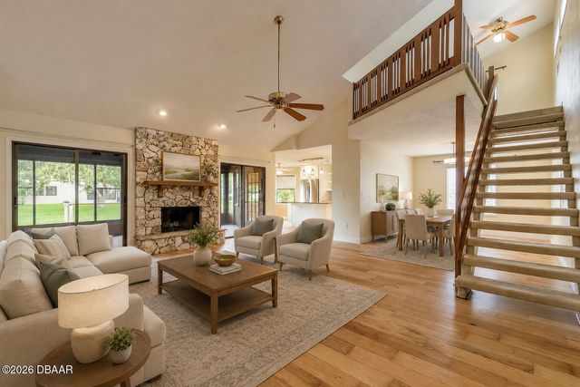 128 Spoonbill Court, Daytona Beach, FL 32119