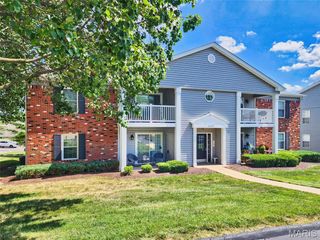 9608 Bent Pine Drive H, Unincorporated, MO 63126