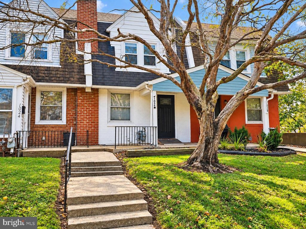 1026 HANSEN PL, COLLINGDALE, PA 19023 — exterior