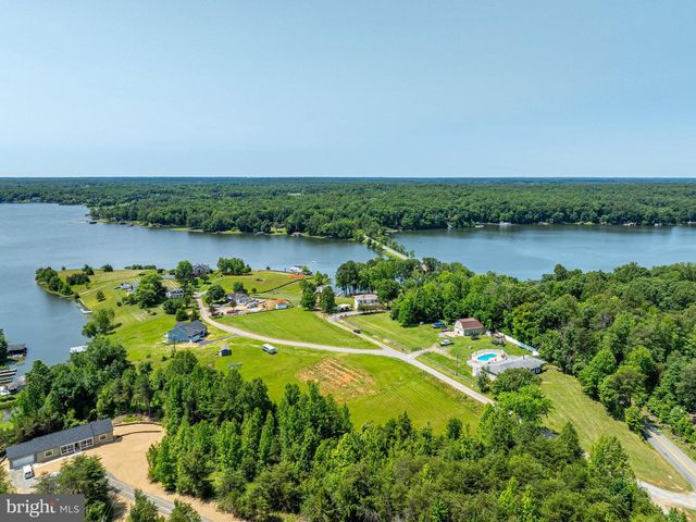 6201 LAKE FRONT WAY, Spotsylvania, VA 22551