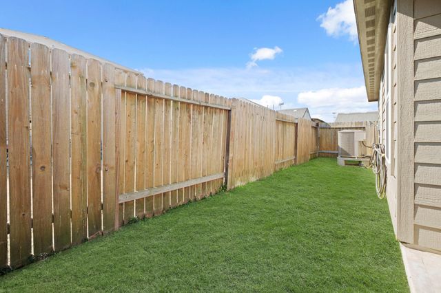 6214 El Topacio Dr, Houston, TX 77048