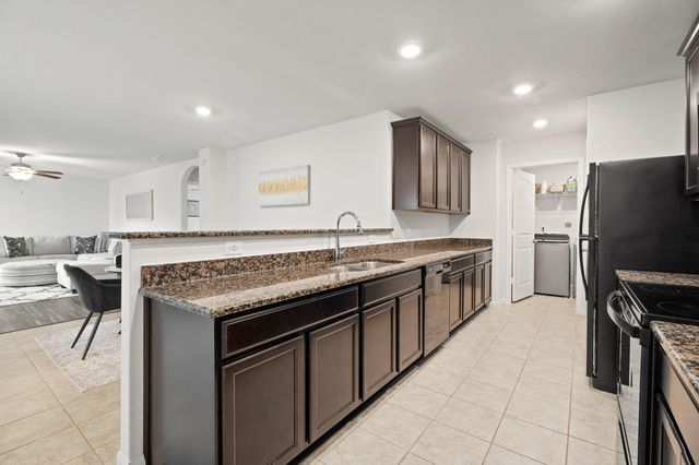 6214 El Topacio Dr, Houston, TX 77048