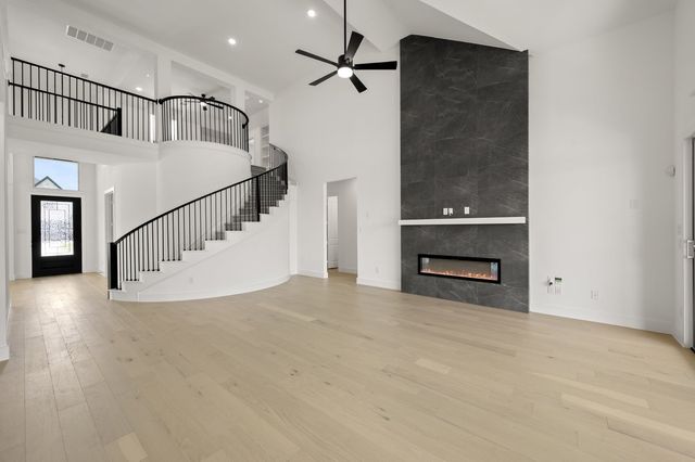 9928 Casa Frontera Drive, Fort Worth, TX 76179