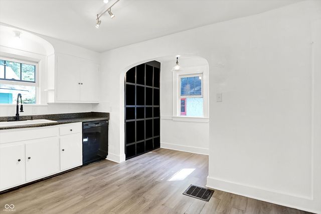 524 E 53rd Street, Indianapolis, IN 46220