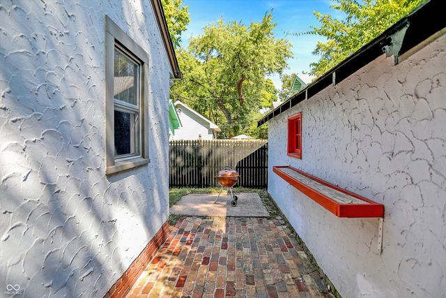 524 E 53rd Street, Indianapolis, IN 46220