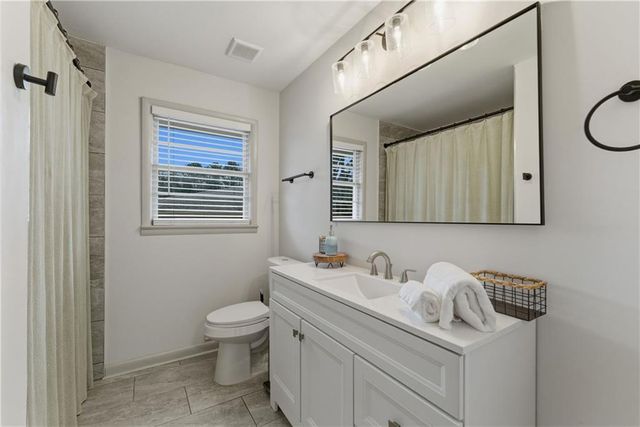 2393 Lilla SW Circle, Atlanta, GA 30310