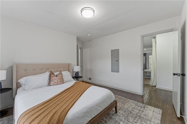 2393 Lilla SW Circle, Atlanta, GA 30310