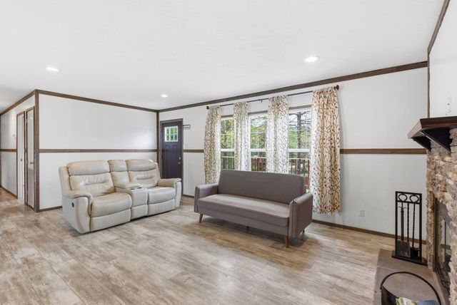 10481 Battlefield Memorial Highway, Berea, KY 40403