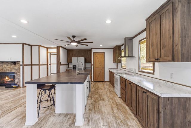 10481 Battlefield Memorial Highway, Berea, KY 40403