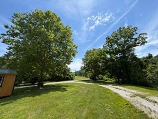 10481 Battlefield Memorial Highway, Berea, KY 40403