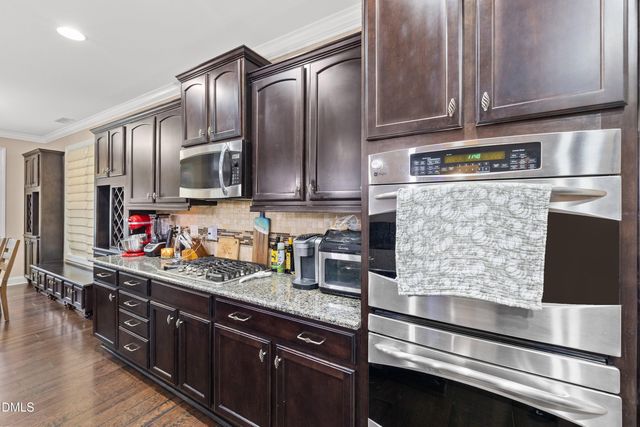 63 White Pine Drive, Clayton, NC 27527