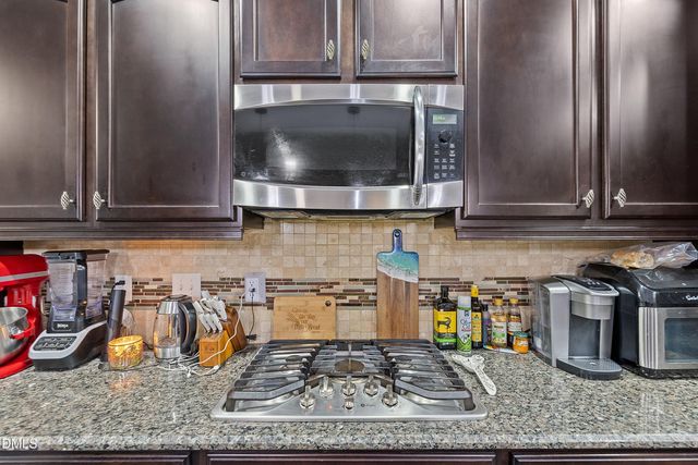 63 White Pine Drive, Clayton, NC 27527