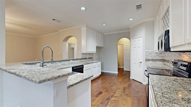 4107 Pine Glen Road, Corinth, TX 76208