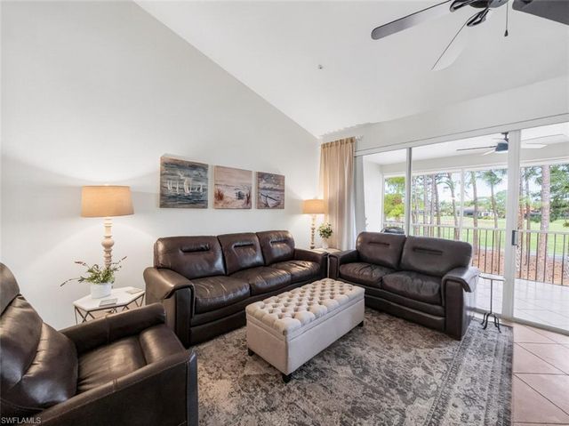 8175 Celeste DR 1229, Naples, FL 34113