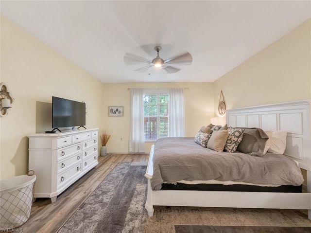 8175 Celeste DR 1229, Naples, FL 34113