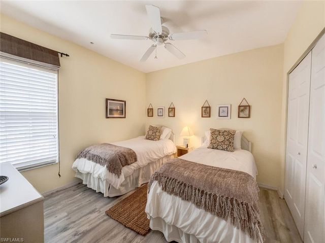 8175 Celeste DR 1229, Naples, FL 34113