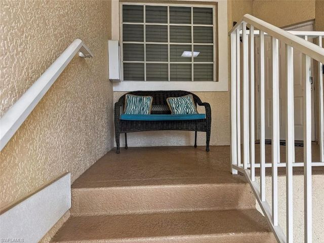 8175 Celeste DR 1229, Naples, FL 34113