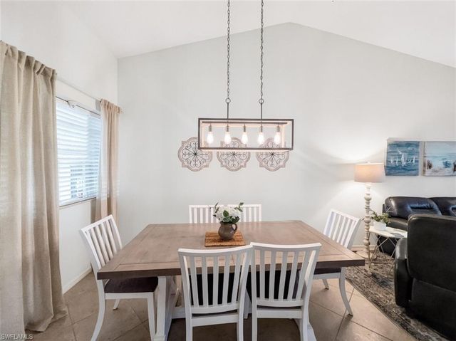 8175 Celeste DR 1229, Naples, FL 34113