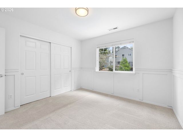 179 Se 49TH Ct, Hillsboro, OR 97123
