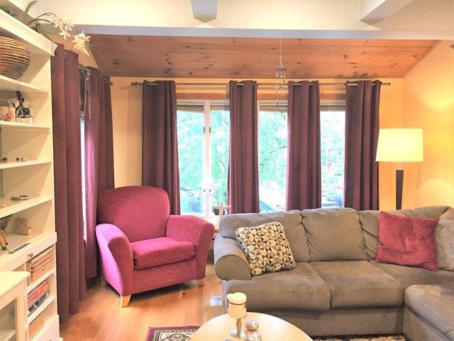 50 Myrtle St A, Medford, MA 02155