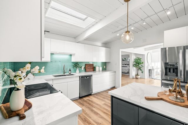 3151 Ramona Street, Palo Alto, CA 94306