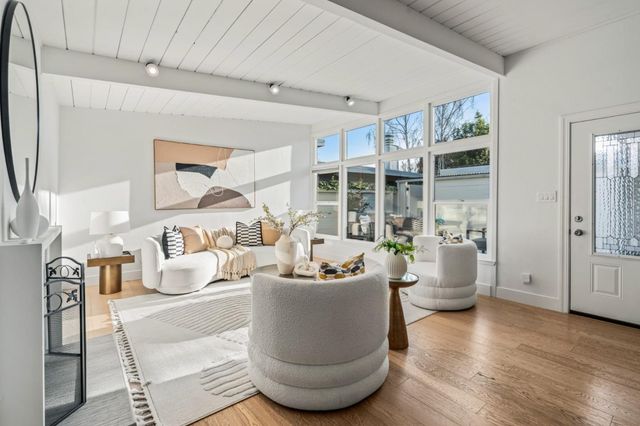 3151 Ramona Street, Palo Alto, CA 94306