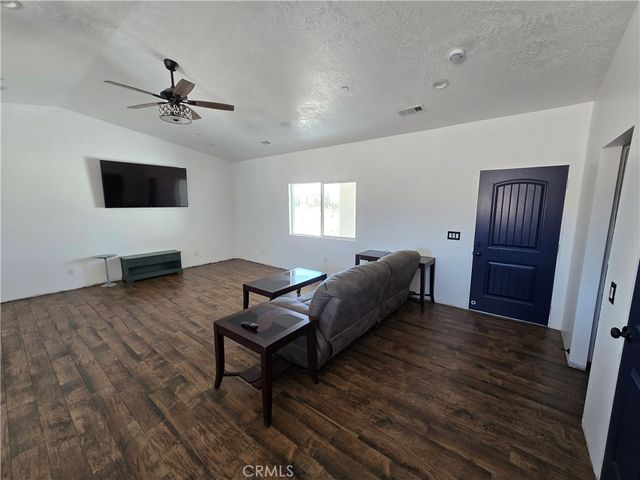 10783 goss Road, Victorville, CA 92392