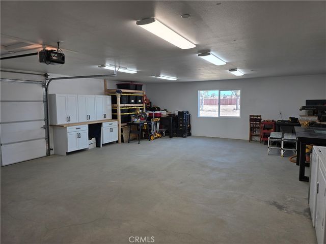 10783 goss Road, Victorville, CA 92392