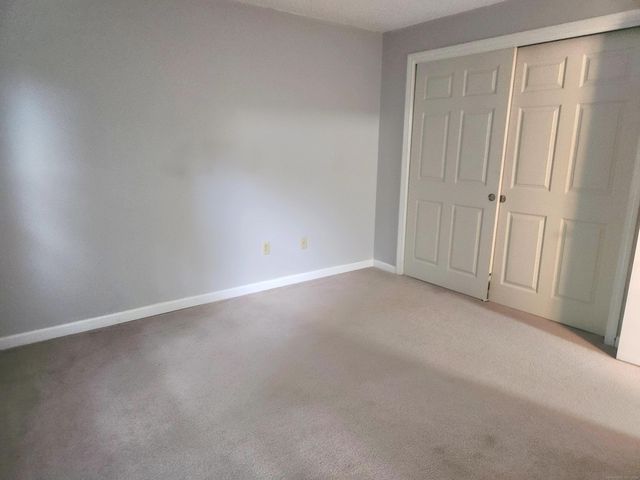 617 Center Street D, Manchester, CT 06040