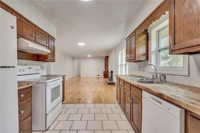 4153 Indian Manor Drive, Stone Mountain, GA 30083